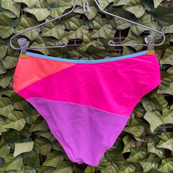 Popvil Color Block Bikini Set - Picture 3 of 4